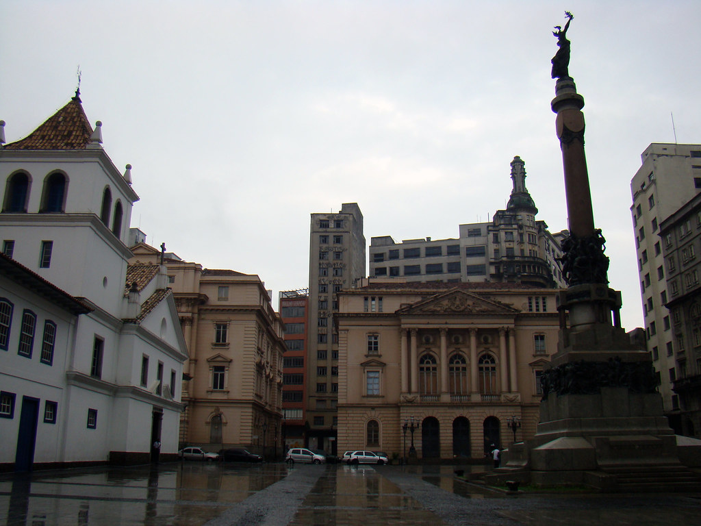 Pátio do Colégio O Pátio do Colégio é um sítio arqueológic… Flickr