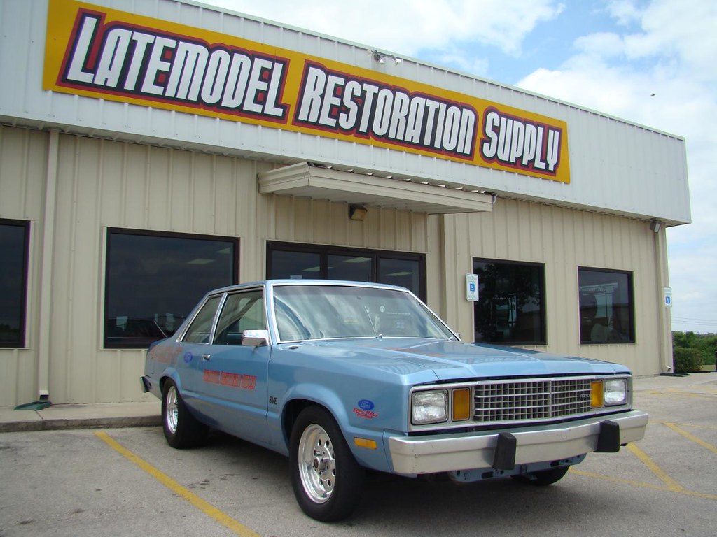 1979 Ford Fairmont FRPP Build The hot rod Fairmont is asse… Flickr