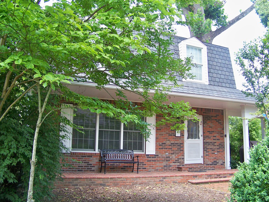 Poplar Hill Cottage Poplar Hill Cottage at the Southwest V… Flickr