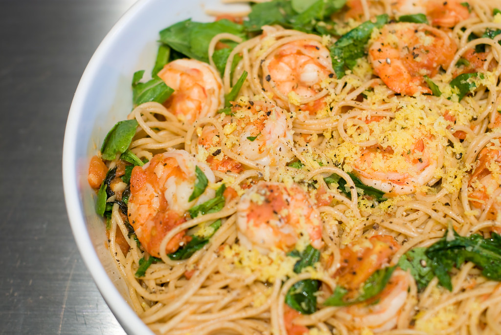 Jamie Oliver Spaghetti with Shrimp and Arugula www.celebri… Flickr