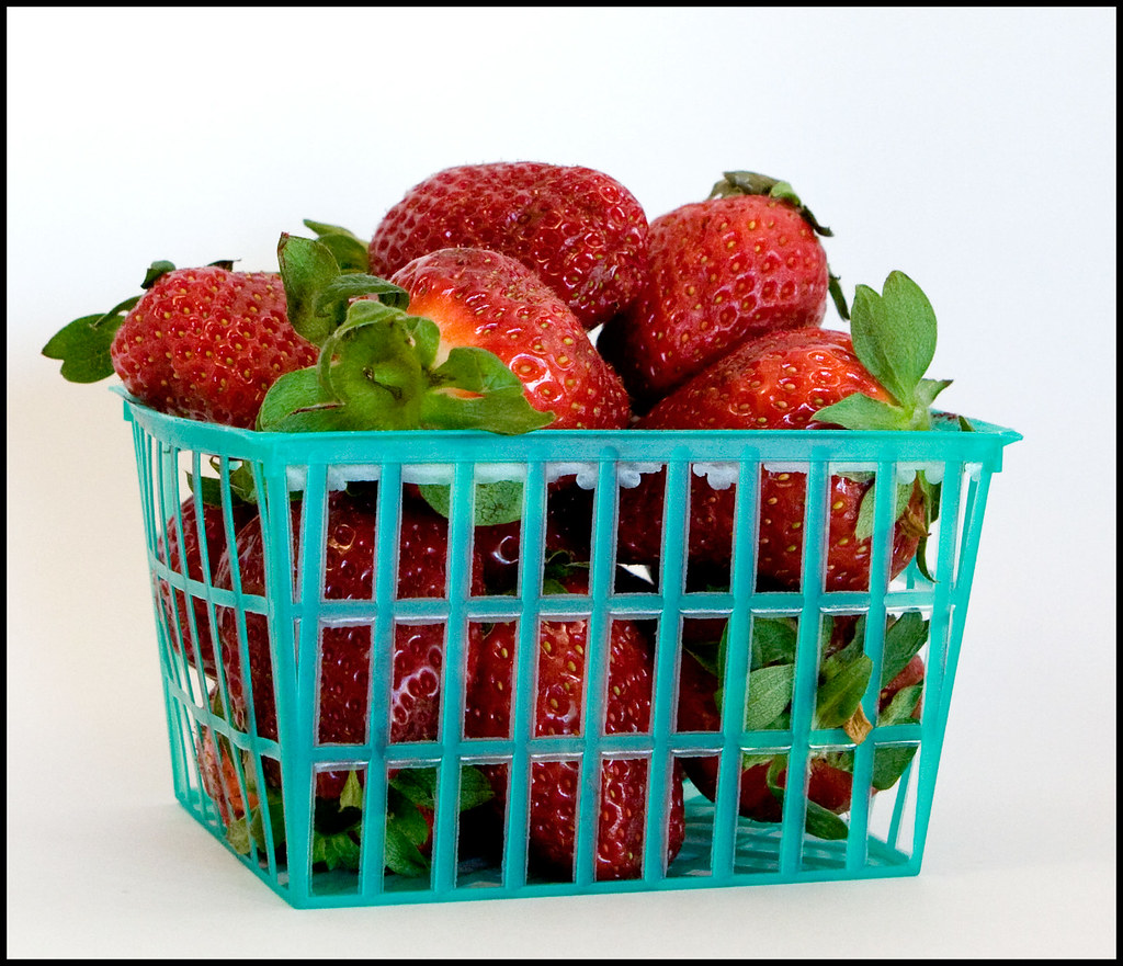 Strawberries California strawberries handdelivered. ) Kelli Flickr