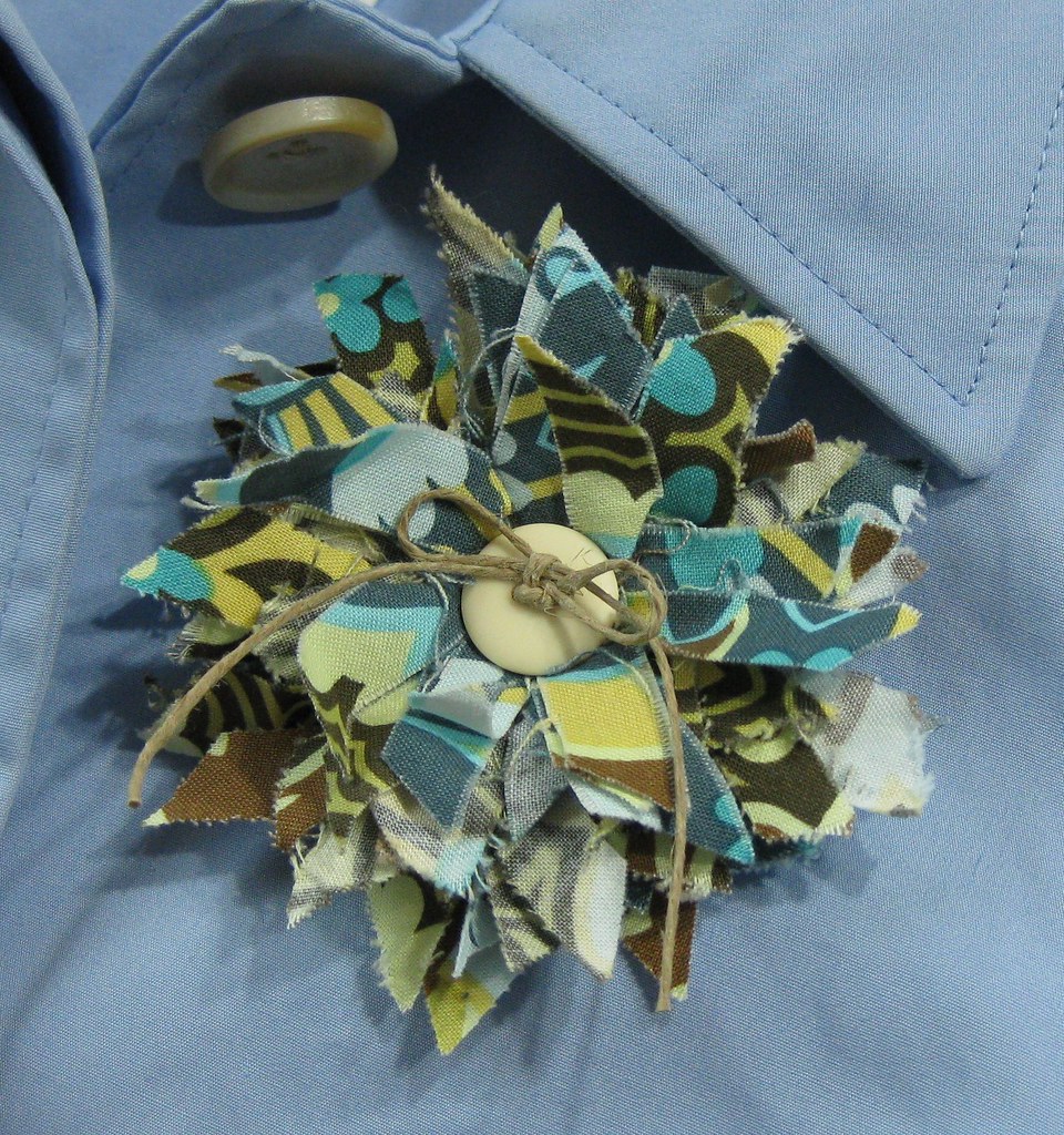 Fabric Flower Brooch Fabric flower brooch I made at the Ap… Flickr