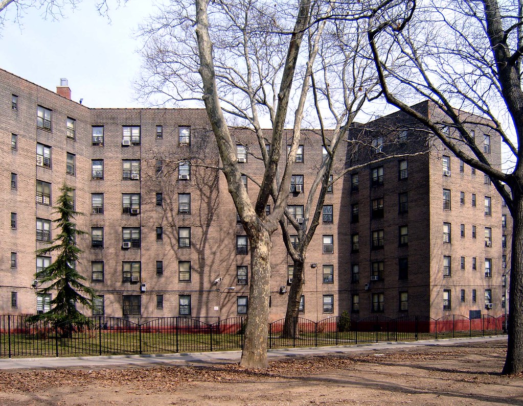 Queensbridge Houses, Long Island City a photo on Flickriver