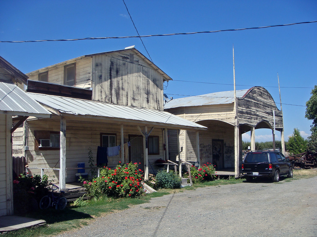 02f Courtland Frontier Buildings (E) Kansas Sebastian Flickr