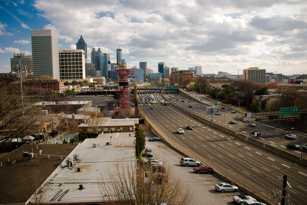 accident large car accident on I75/85 Northbound, closing… Flickr