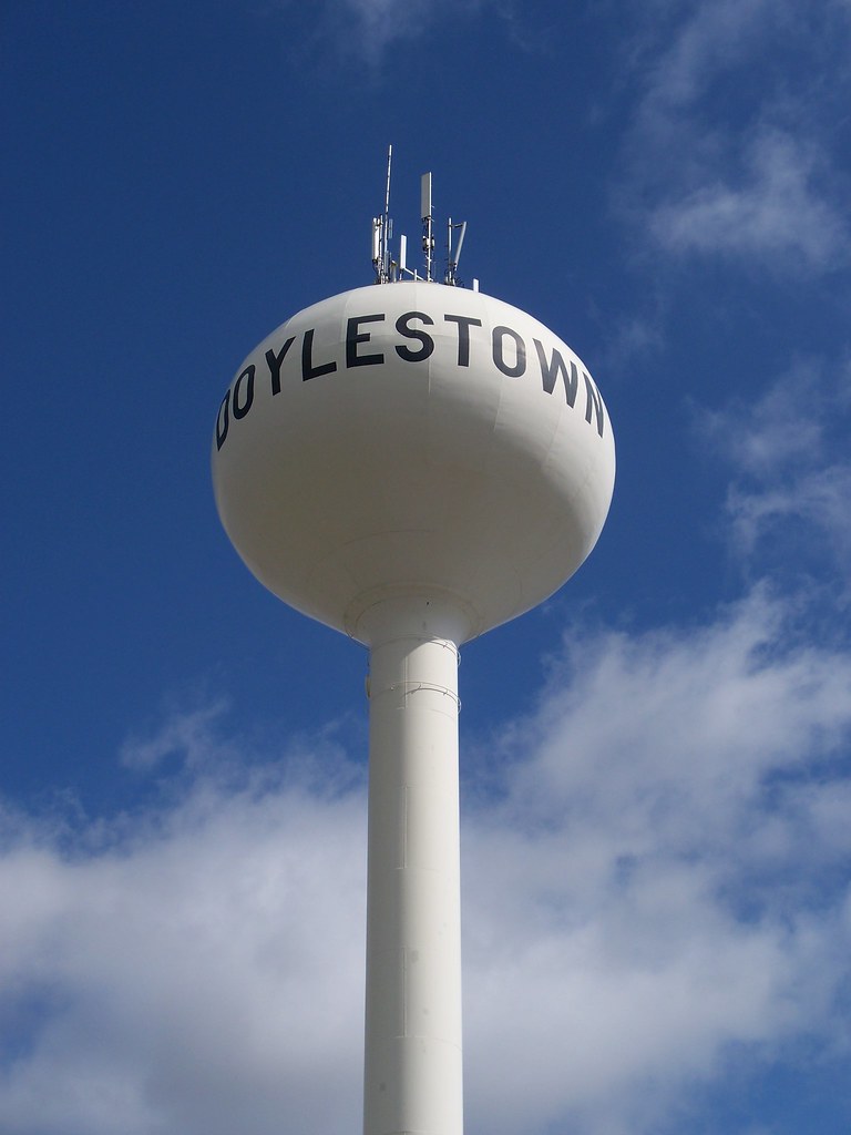 OH Doylestown Water Tower Water tower in Doylestown, Ohi… Flickr