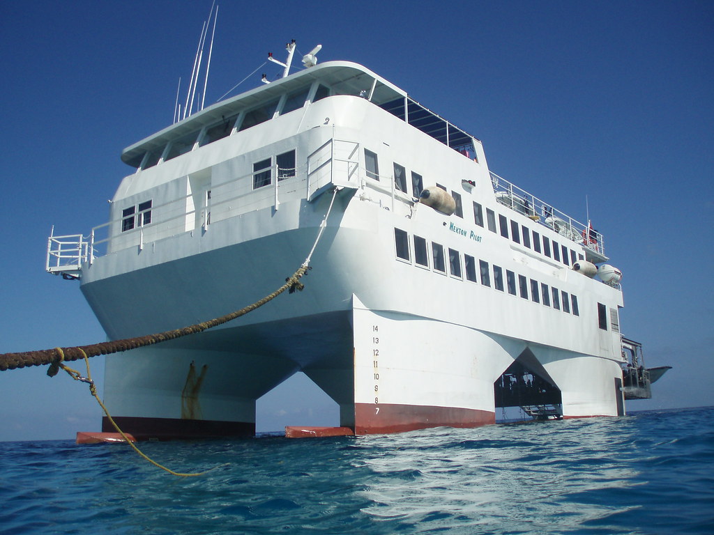 Nekton Pilot Diving Vessel a photo on Flickriver