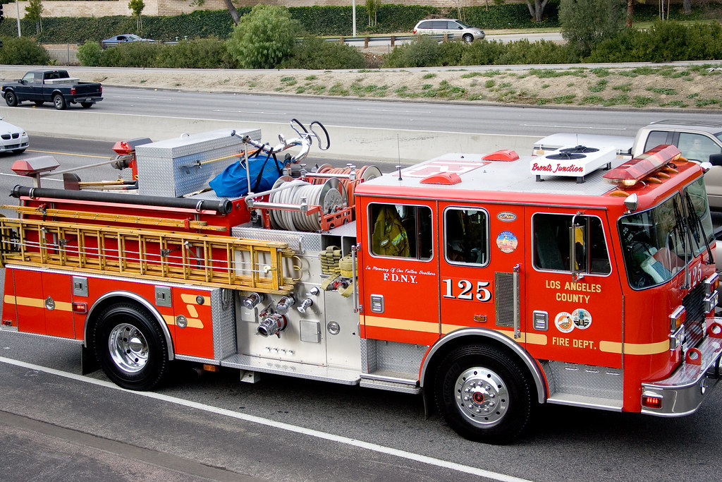 SB101 Lost Hills Traffic Collision with Minor injury, LA… Flickr