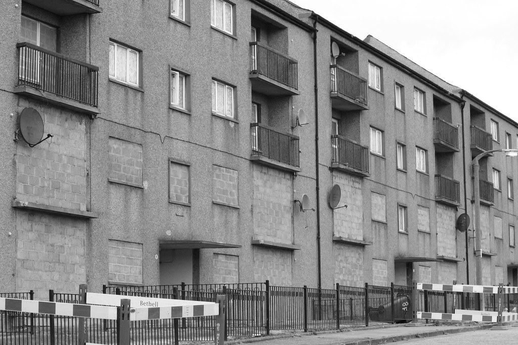 Howlands Road St Ninians Signum Flickr