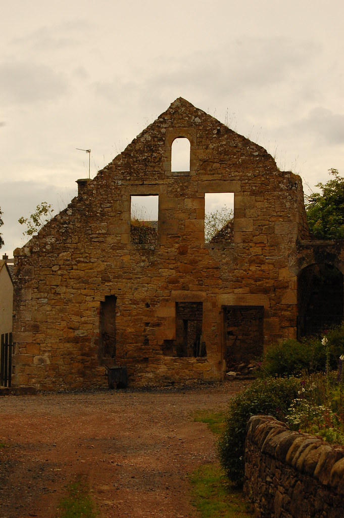 Cults 041 Shell at Cults Mill. The rest of the buildings h… Flickr