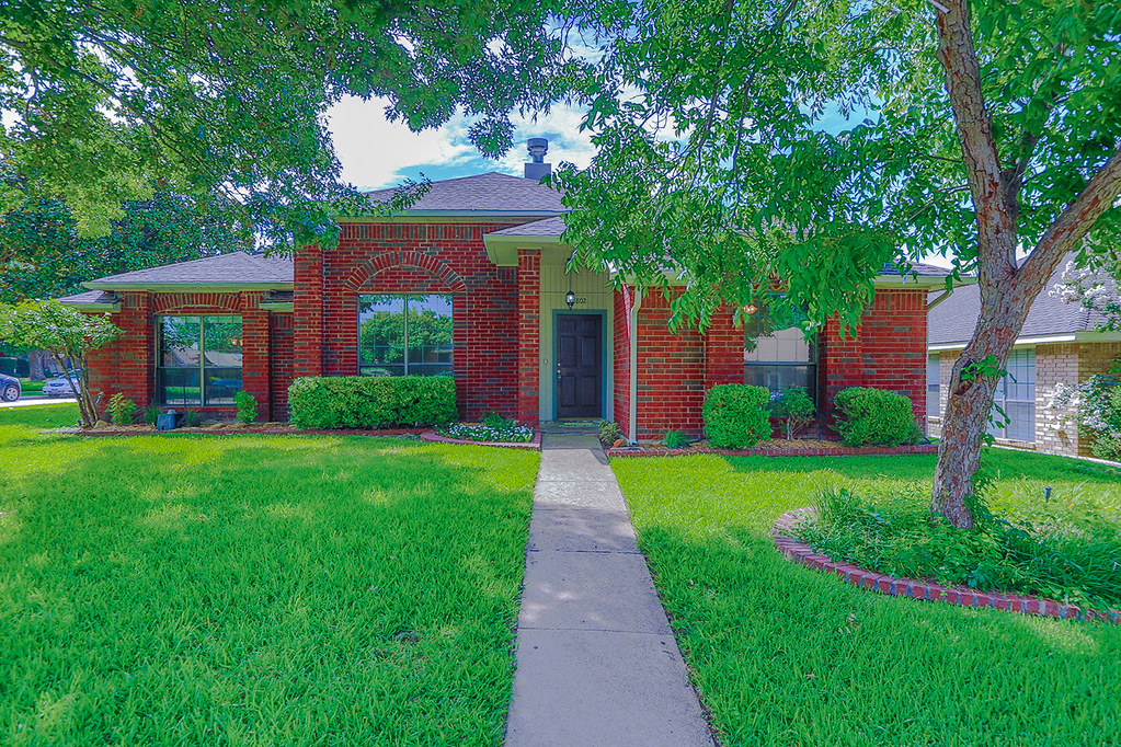 1802 Grayson Ave Flickr