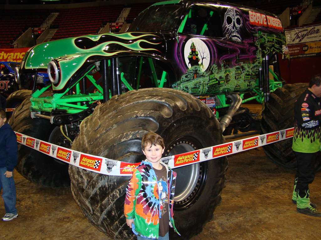 Monster Trucks Grave Digger Rich Uchytil Flickr