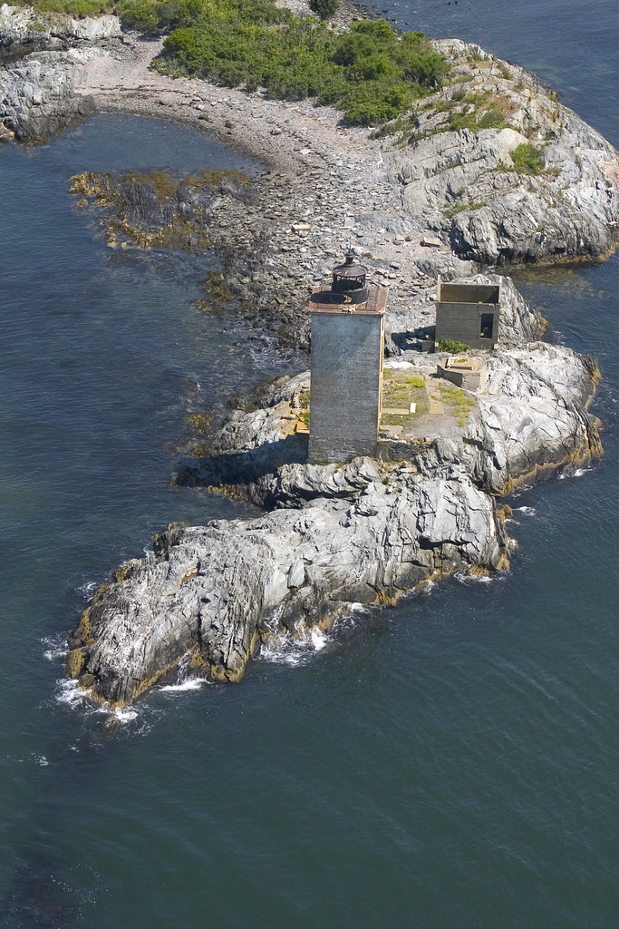 Dutch Island Lighthouse, Rhode Island Aerial view of Dutch… Flickr