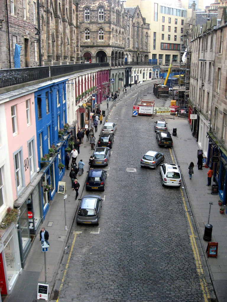 Victoria Street, Edinburgh duncan c Flickr