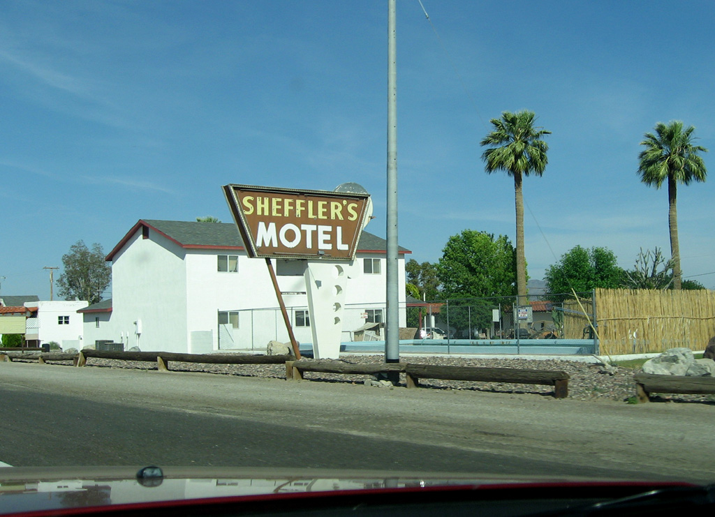 Sheffler's Motel, Salome, Arizona A driveby shot while pa… Flickr