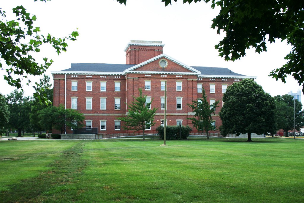 Fort Hayes Metropolitian Education Center June 28, 2009 … Flickr