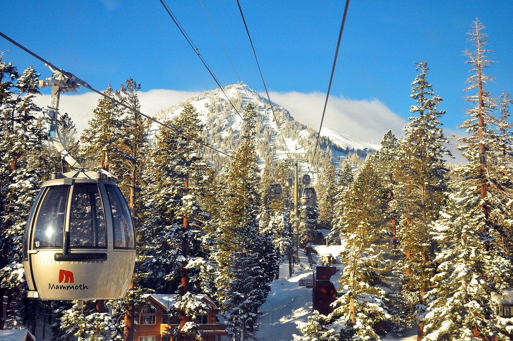 Mammoth gondola Gondola ride up to Mammoth Mountain To dow… Flickr