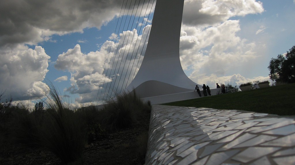 Sundial on a cloudy day Jonathan Mallard Flickr