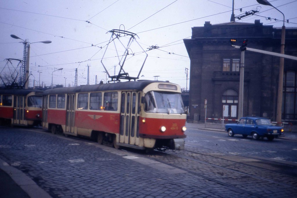 Dresden Neustadt,Tatra T4D tram with Moskvich 2140, 222 4945 LINIE 26