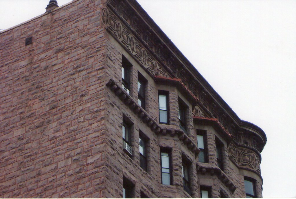 Brewster Apartments, Chicago, IL The Brewster Apartments (… Flickr