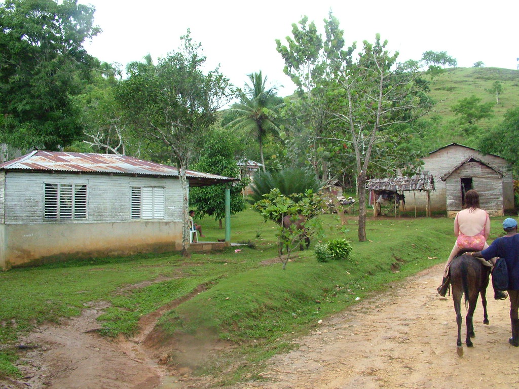 HORSEBACK RIDE Homes along the path DALE Flickr