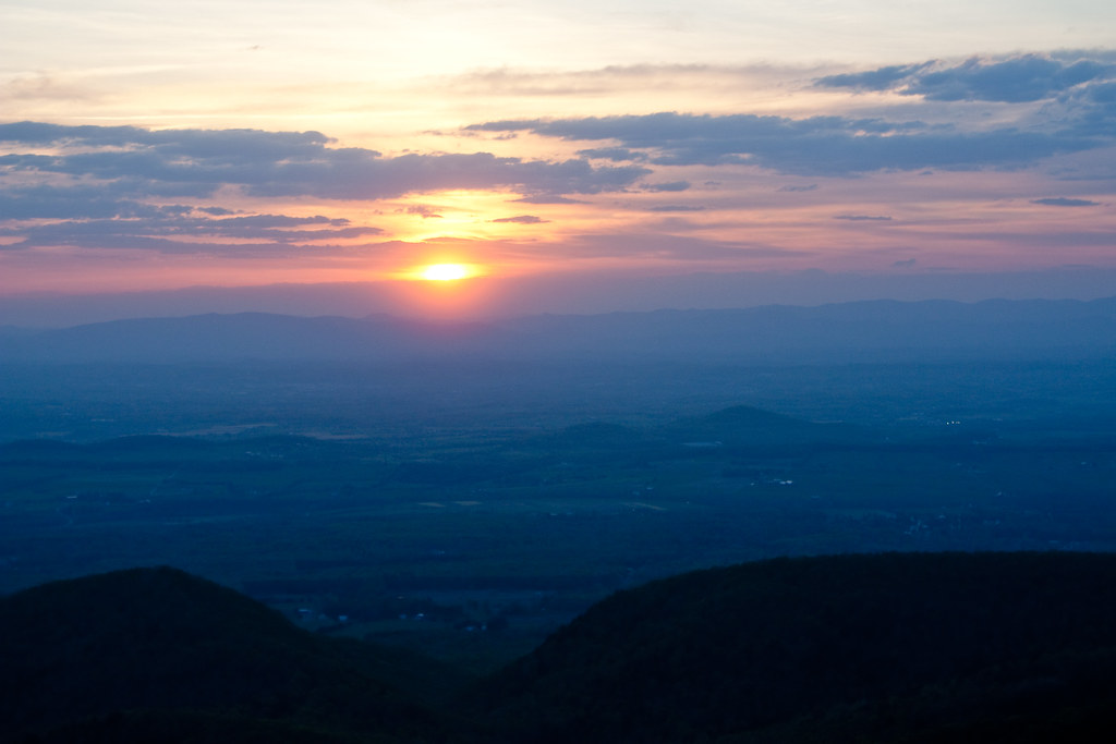 Sunset at Crimora Lake Overlook Kevin Borland Flickr