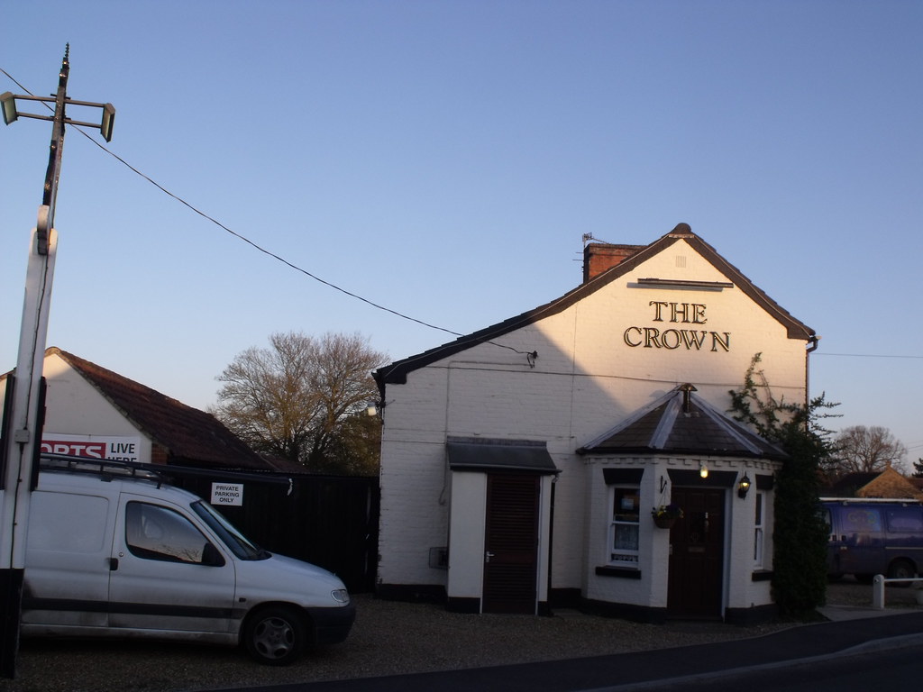 The Crown, Reepham, Norfolk This pub is The Crown in Reeph… Flickr