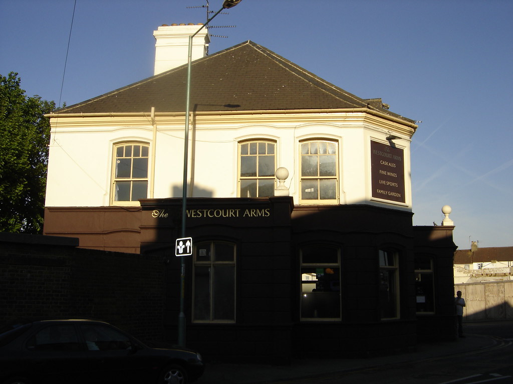 The Westcourt Arms, Canterbury Street, Gillingham, 2011 Flickr
