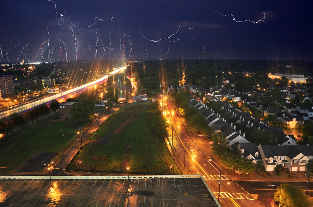 Atlanta Lightning Strikes visit my website www.michaelund… Flickr