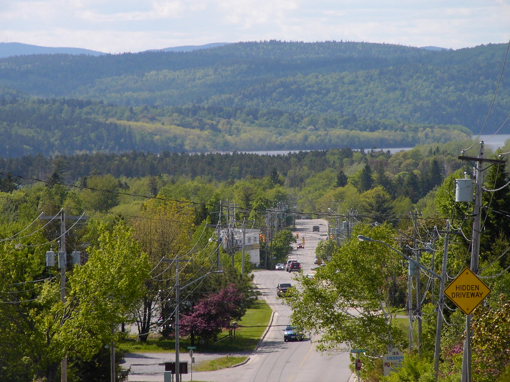 Marr's Road, in the Saint John suburb of Quispamsis Flickr