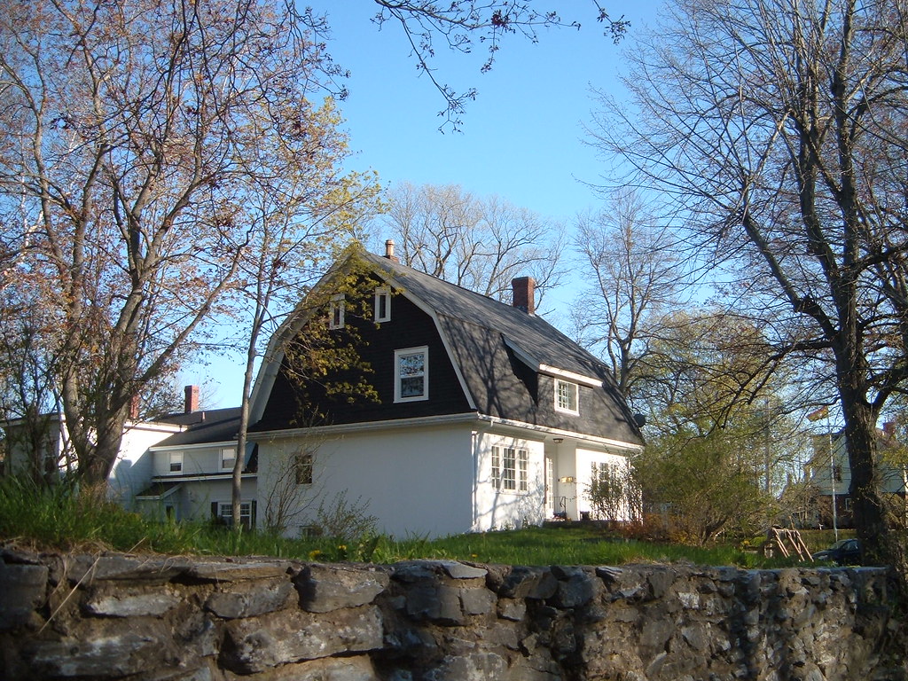 Thomas Kinkade Wuz Here This house in Saint John's North E… Flickr