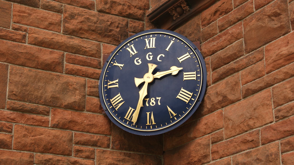 Glasgow Gailes Clock The clock on the clubhouse at Glasgow… Flickr