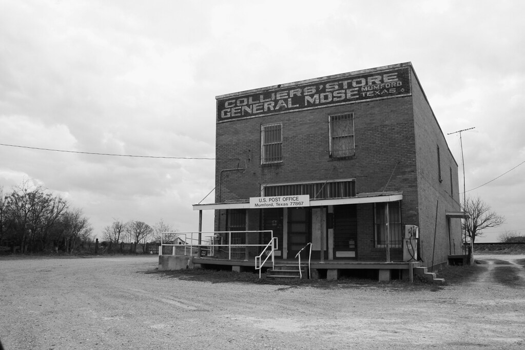 MUMFORD, TEXAS POST OFFICE 2009 Buried back on a side road… Flickr