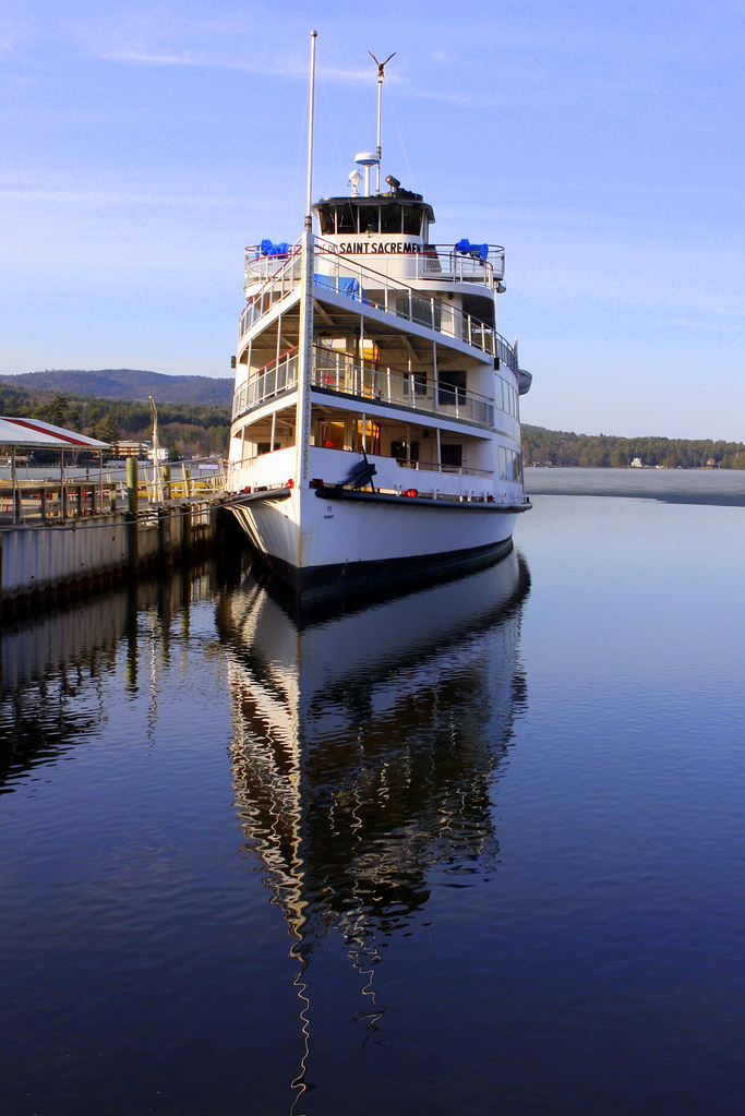 Lac du Saint Sacrement Paddlewheeler Taken at Lake … Flickr