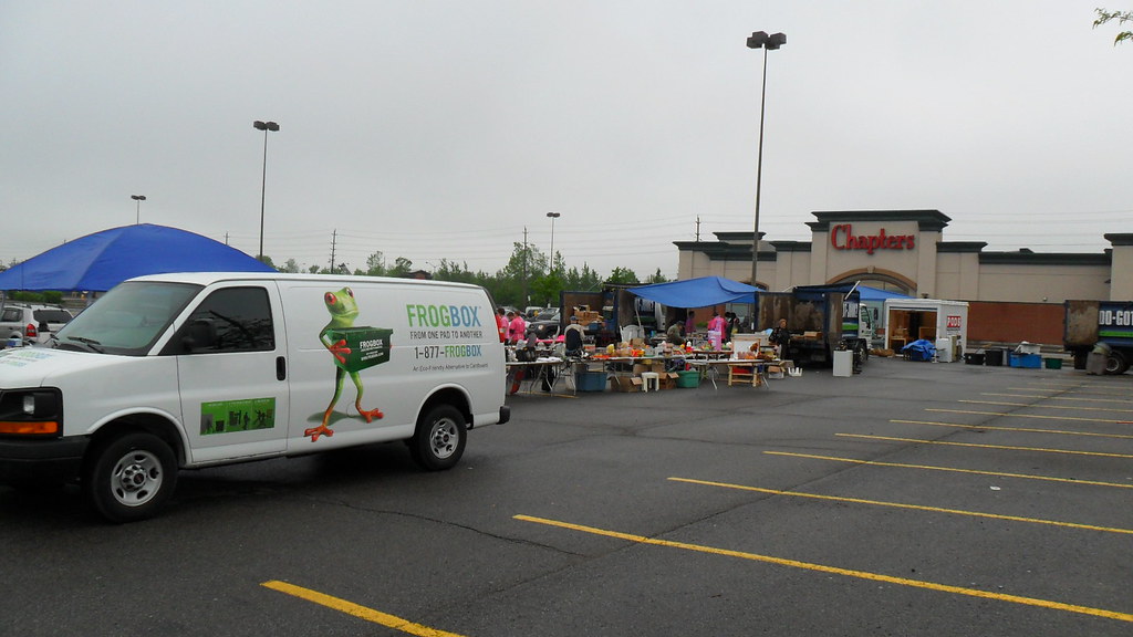 1800 Gotjunk Charity Yard Sale Frogbox Ottawa Flickr