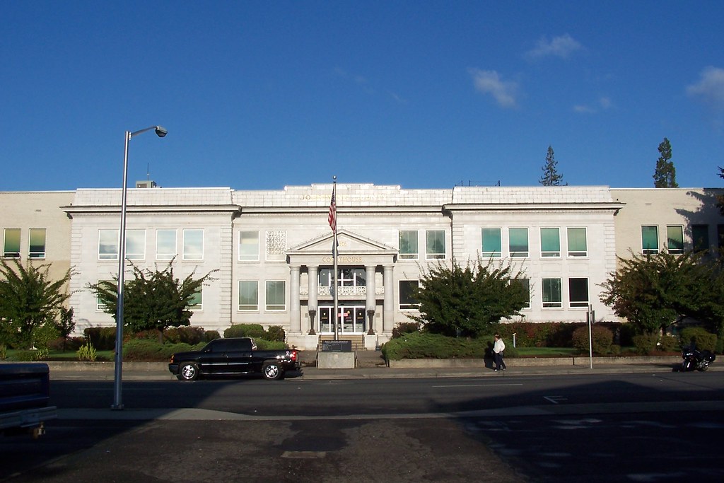County Courthouse Front View Josephine County Courthouse… Flickr