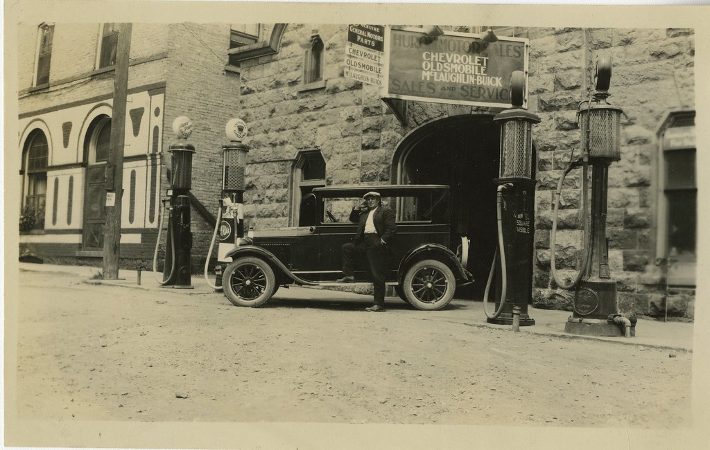 Huron Motor Sales, Goderich, Ontario, 1920s Description P… Flickr