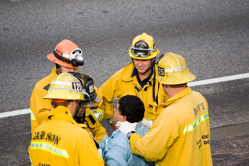 SB101 Lost Hills Traffic Collision with Minor injury, LA… Flickr