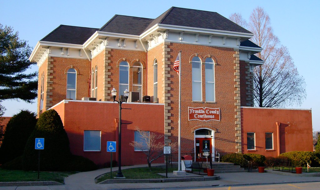 Franklin County Courthouse (Benton, Illinois) Built in 187… Flickr