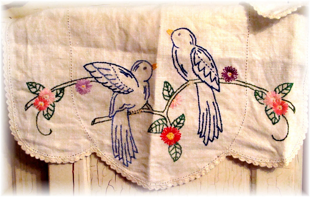 Vintage Embroidered Blue Bird Linen I just bought this at … Flickr