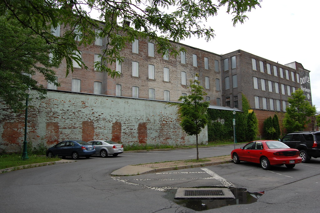 Doyle Hardware Building Utica A closer look at the side … Flickr