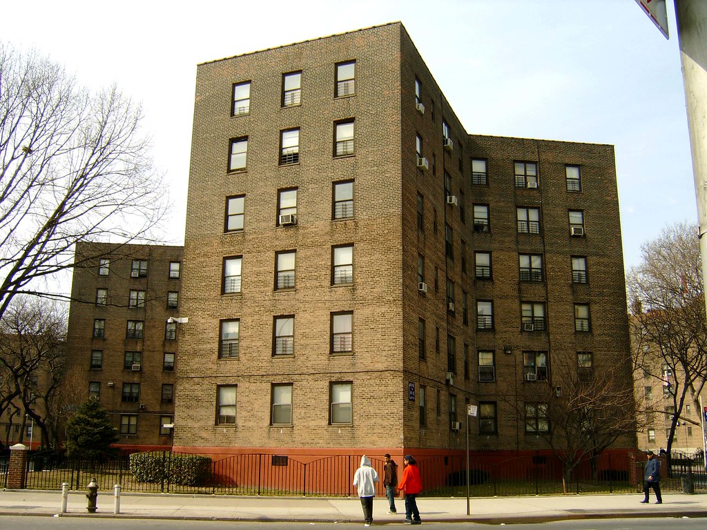 Queensbridge Houses, Long Island City Long Island City New Dave