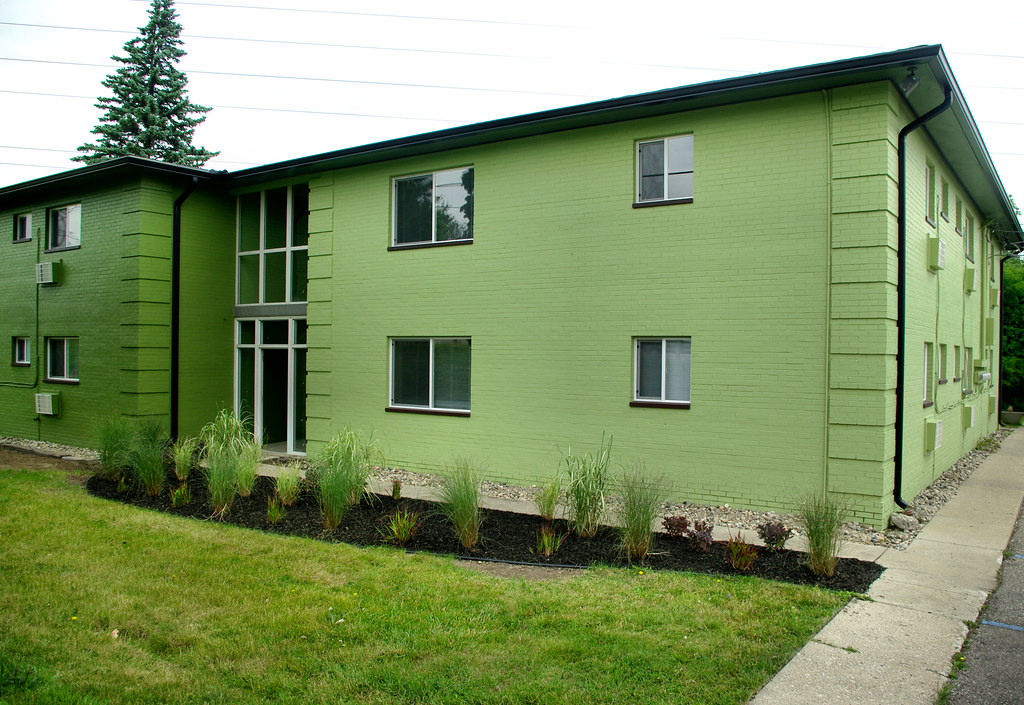 Urbane Apts / Exterior / Adams Urbane on Adams UrbaneLobby… Flickr