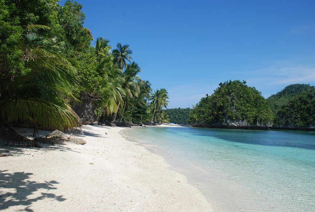 Punta Villa Beach Resort, Libjo, Dinagat Islands Magellan … Flickr