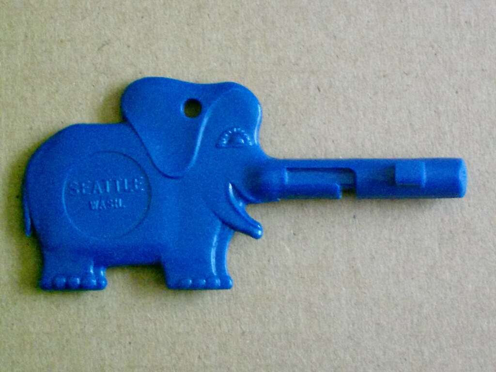 Flickriver Photoset 'The Woodland Park Zoo Keys' by qwiklight