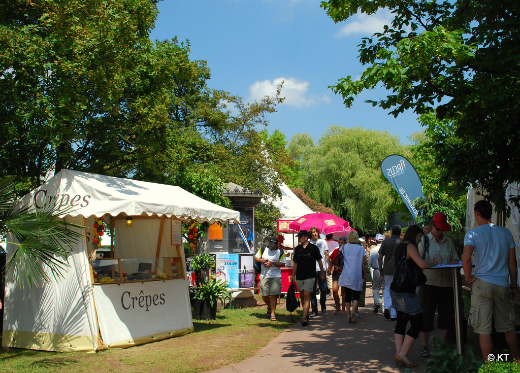 Tennis Club Weissenhof A pleasant place to stroll around, … Flickr