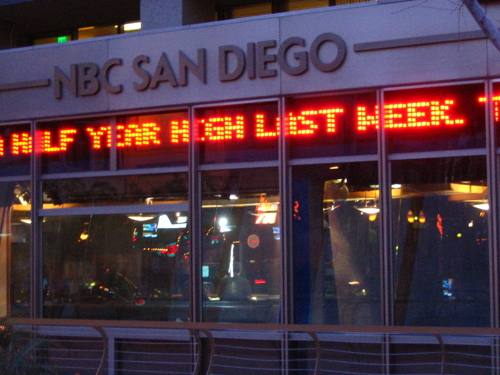 San Diego Near Lamplight District If you look hard, you … Flickr
