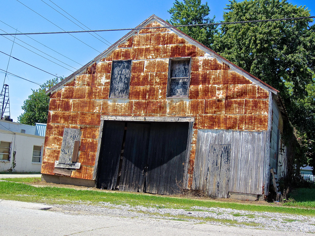 Abandoned, Higginsport, OH A rusty abandoned building in H… Flickr