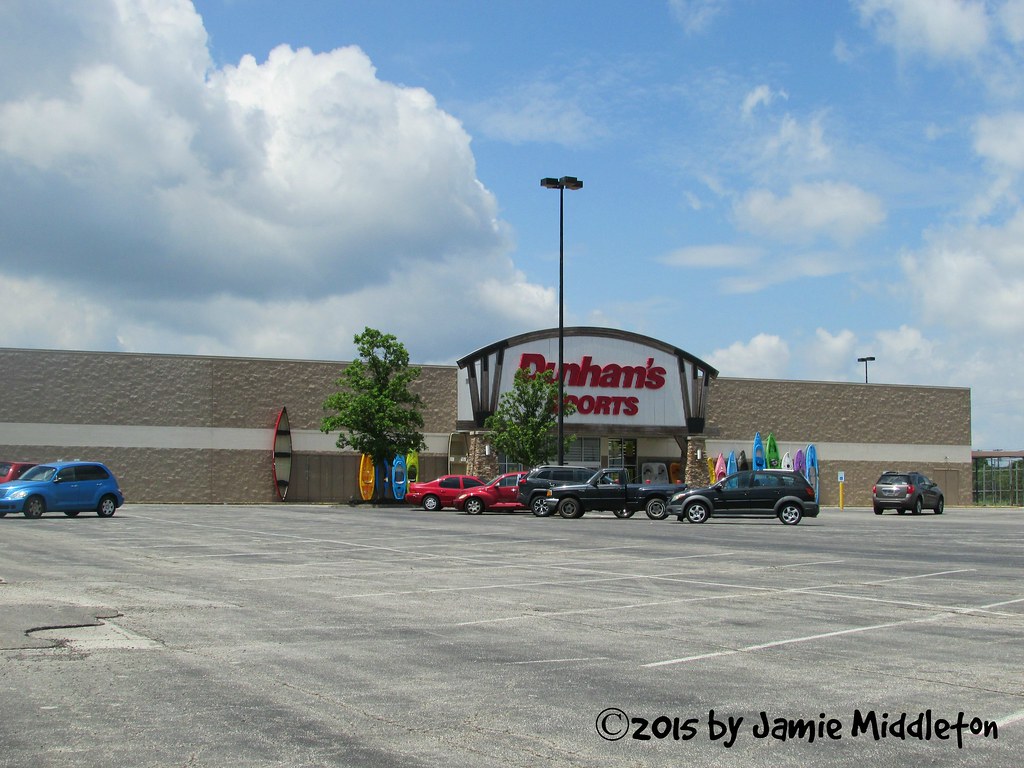 Dunham's Sports Maysville, KY Former Walmart Jamie Middleton Flickr
