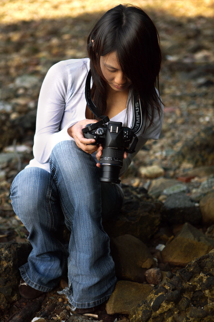 Erin Woo Erin checking her shot out on the mini screen Ken Phuong